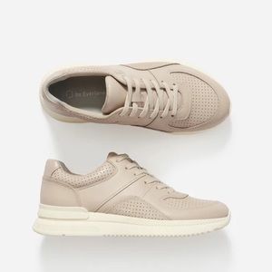 Everlane Tread Lace Up Trainers Sand Size 9